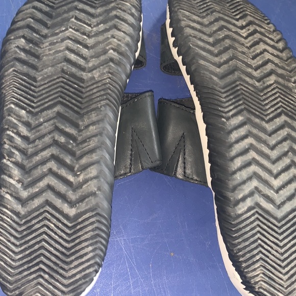 Sorels - Picture 5 of 7